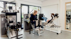 Dutch physiotherapy clinic with pain treatment