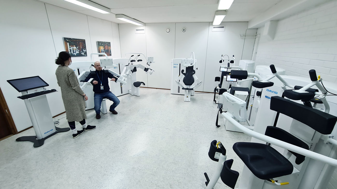 Get to know DAVID 3 generations working together Exercise equipment